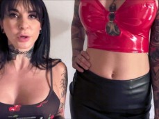 HOTT MODEL gif