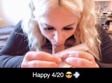Multitasking blowjob gif